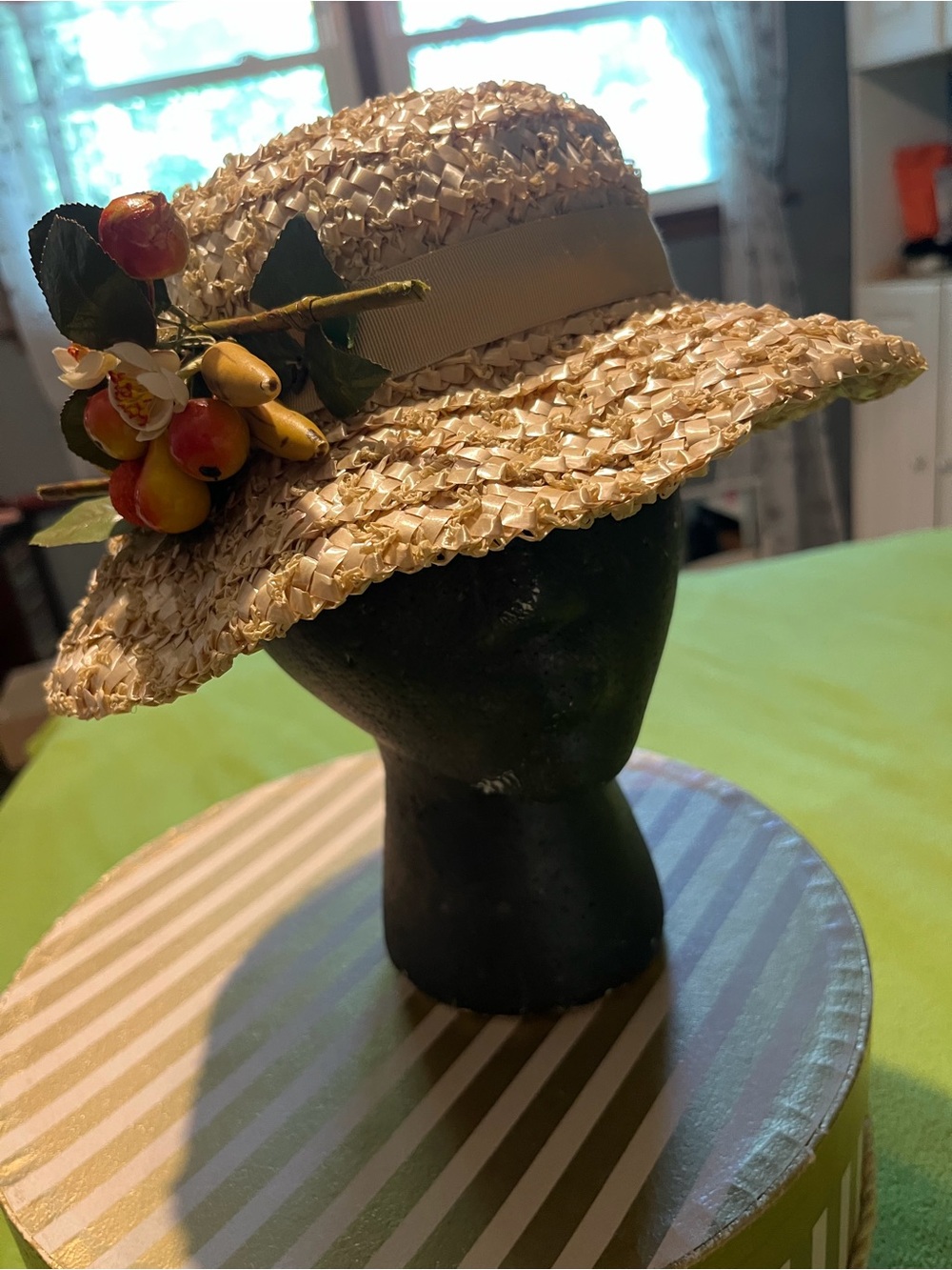 Vintage Straw Bucket Hat Champagne Beige Fruit Floral Decor 20 1/2”. Woven stra
